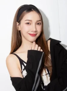 ตุ๊ดตู่ โหนกระแส 09