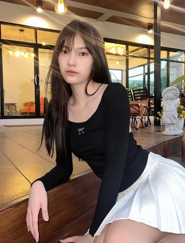 พั้นรักแมว ประวัติ อายุ